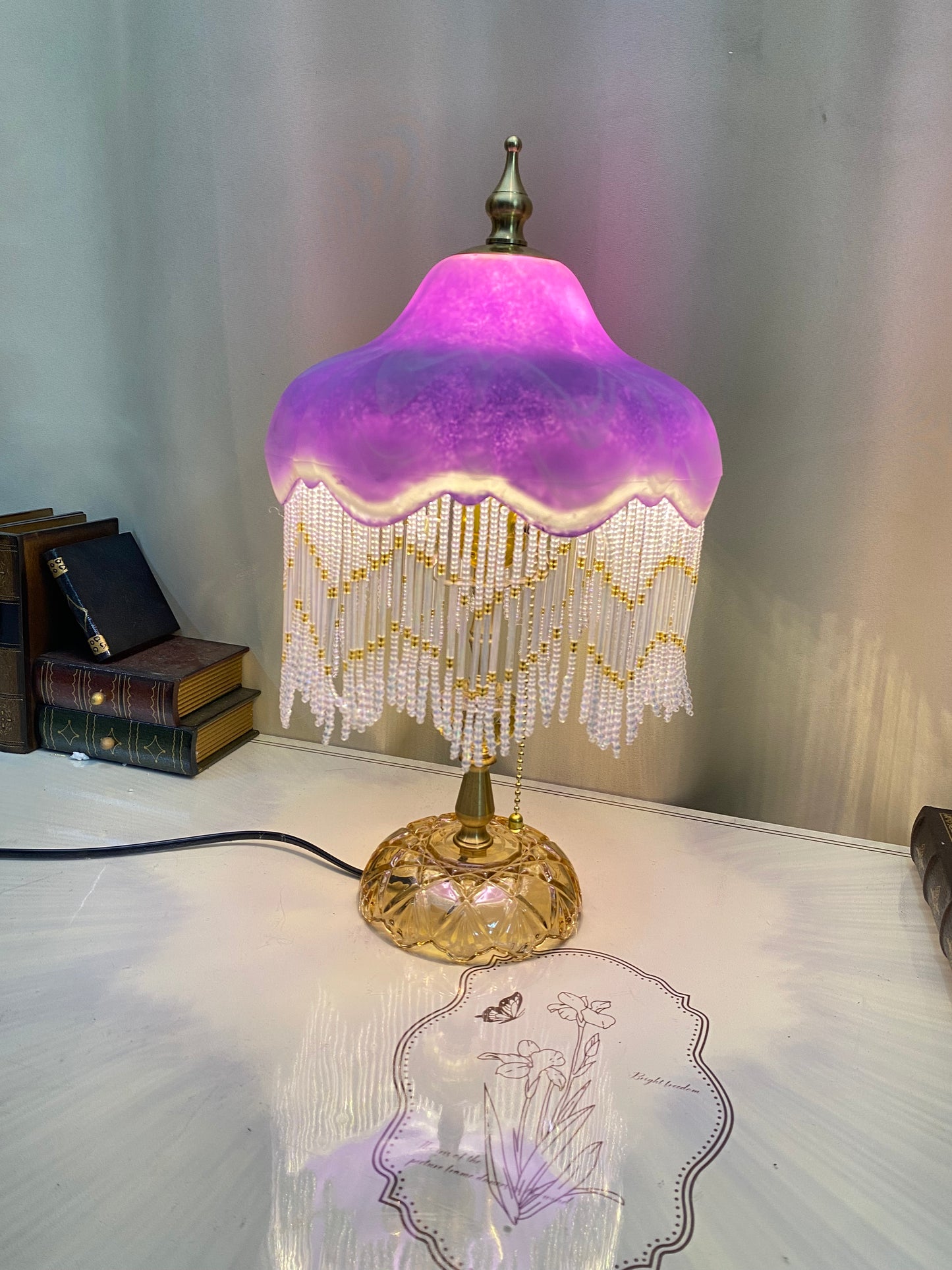 Lila Retro Quaste Tischlampe