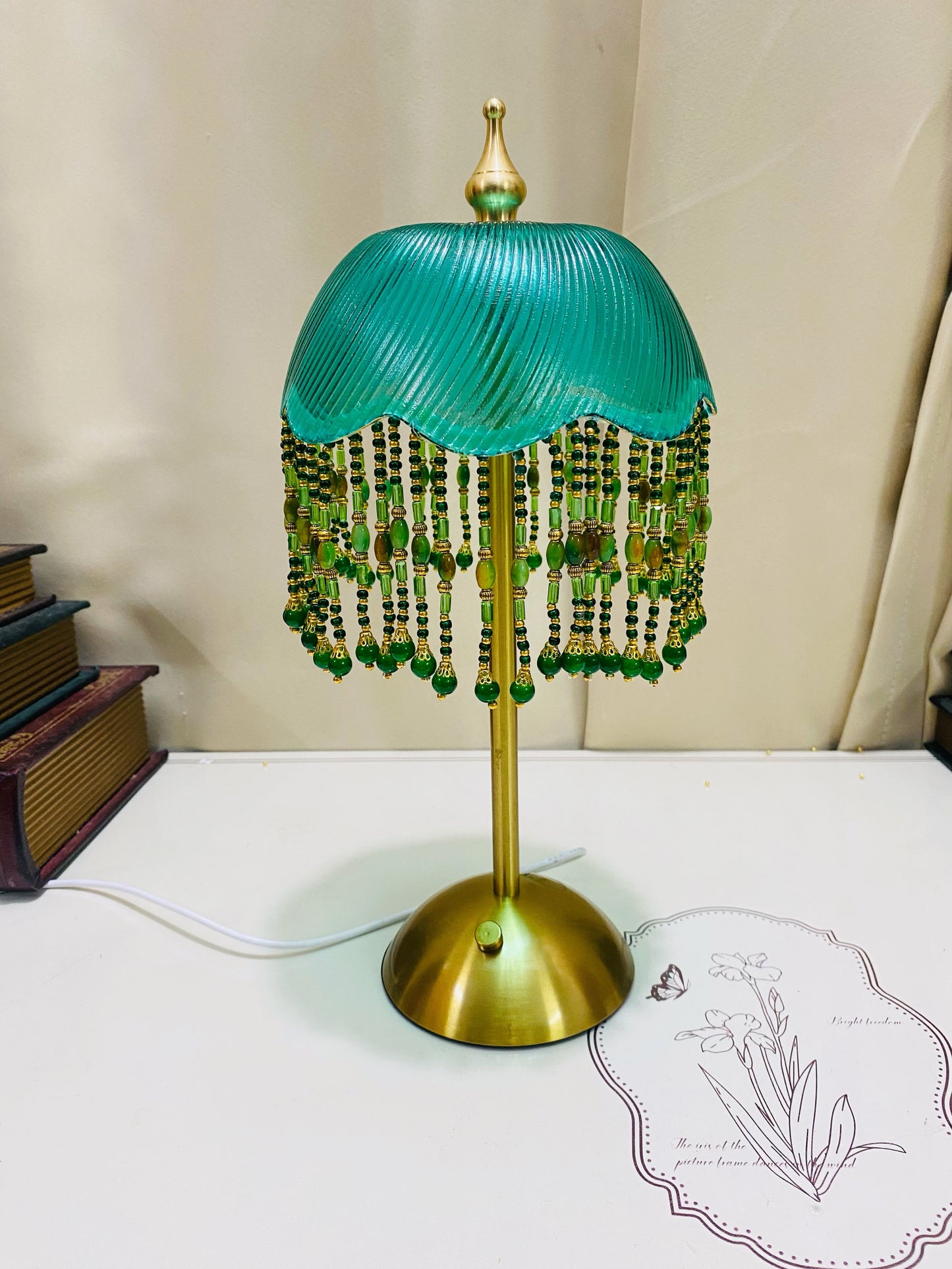 Retro Emerald Green Glass Table Lamp