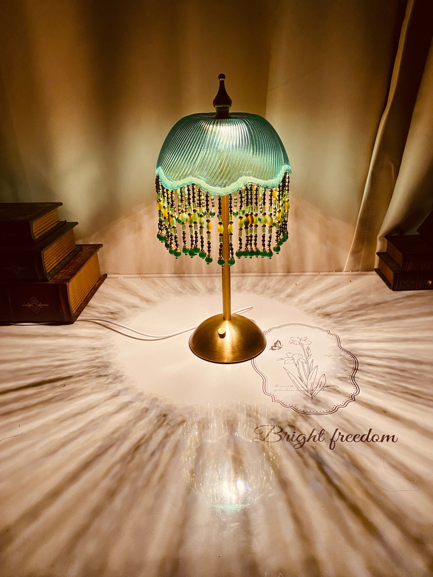 Retro Emerald Green Glass Table Lamp