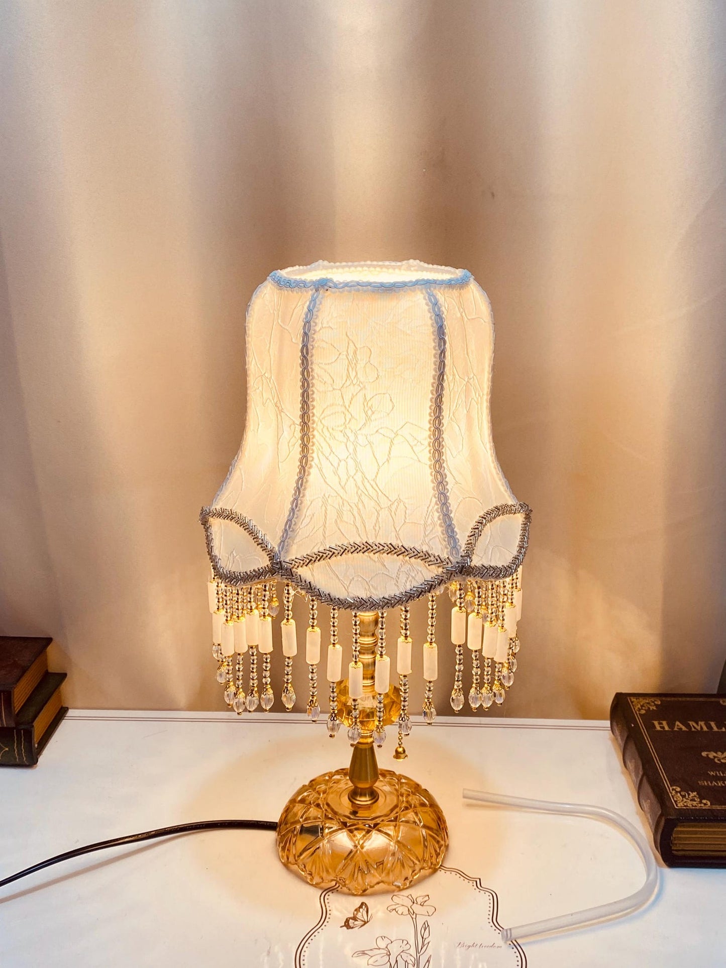 White Vintage Bedside Lamp