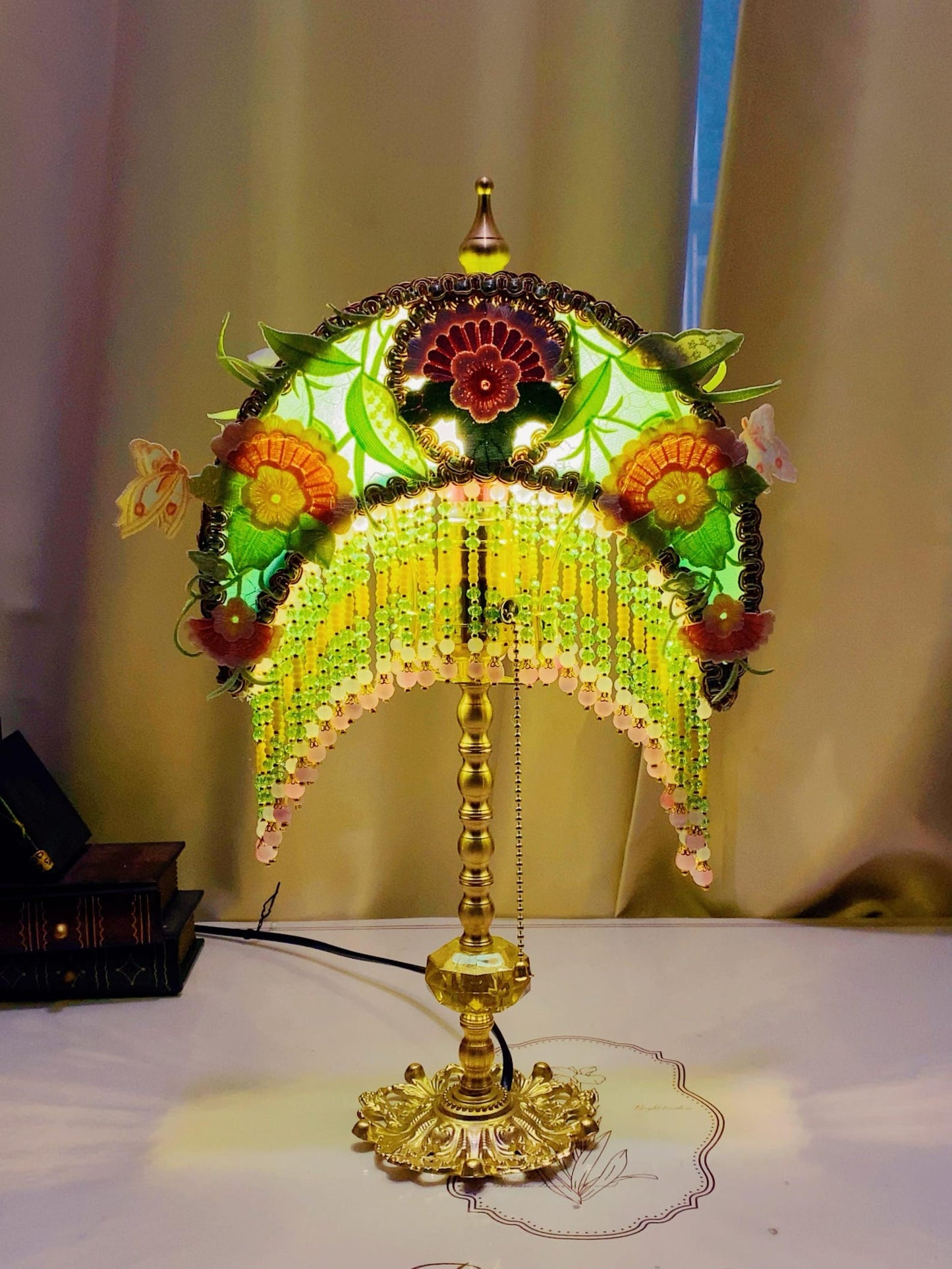 Moon Retro Floral Tassel Embroidery Lamp