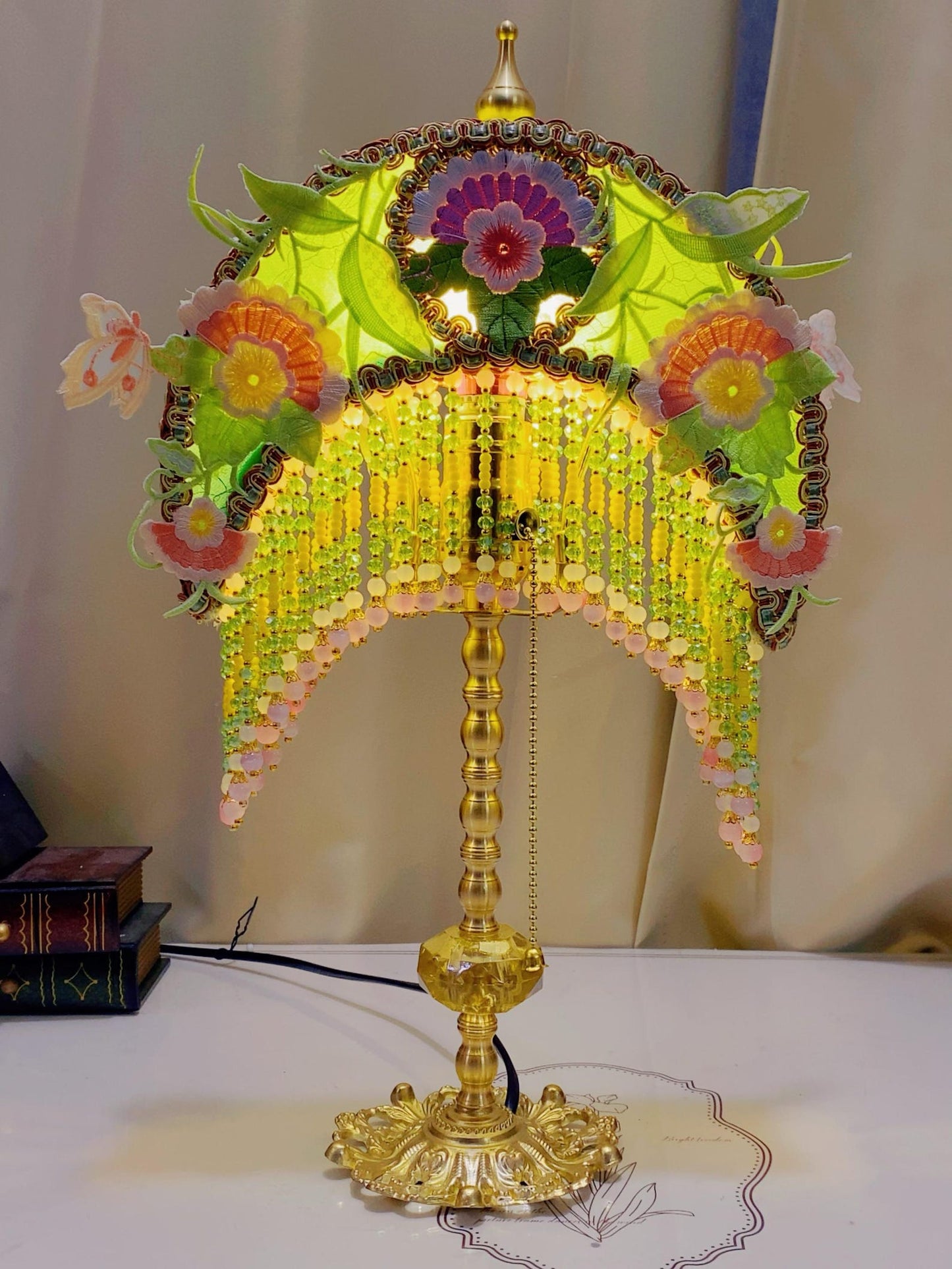 Moon Retro Floral Tassel Embroidery Lamp