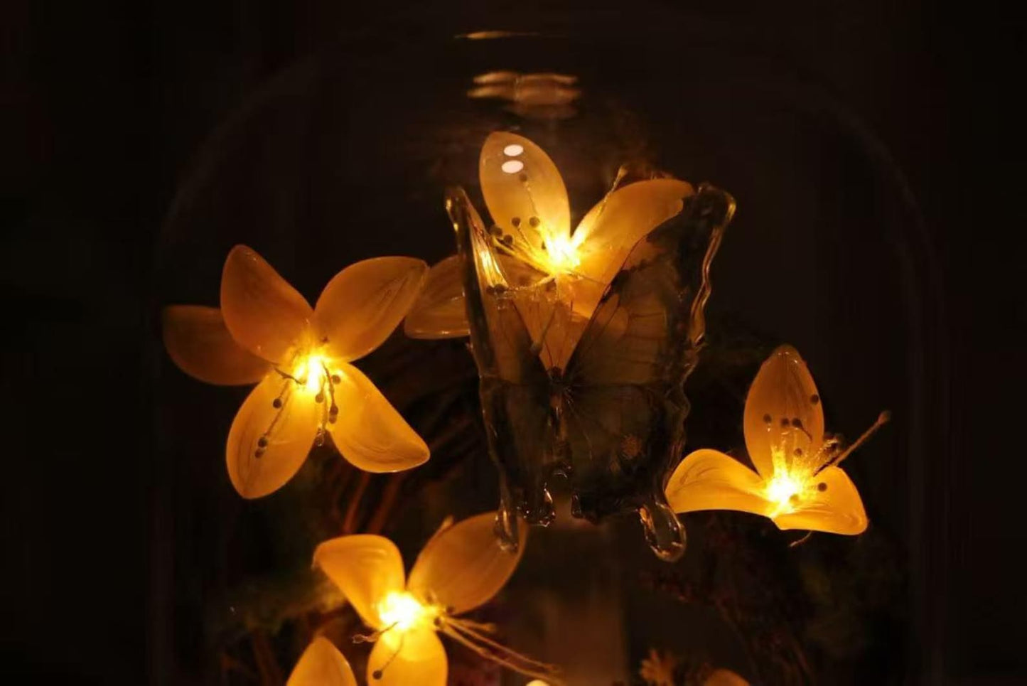 Blue Butterfly Wreath Quartz Crystal Night Light, Flower Moss Forest Bedside Decor Lamp