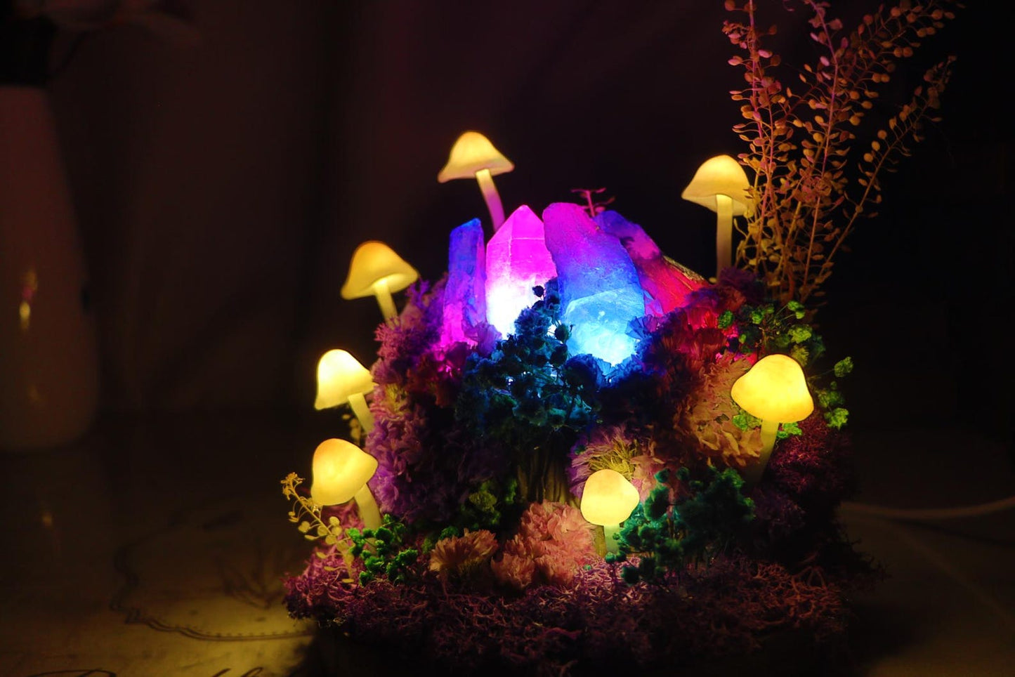 Handmade Crystal Mushroom Night Light, Preserved Moss Forest Bedside Lamp USB Decor Gift