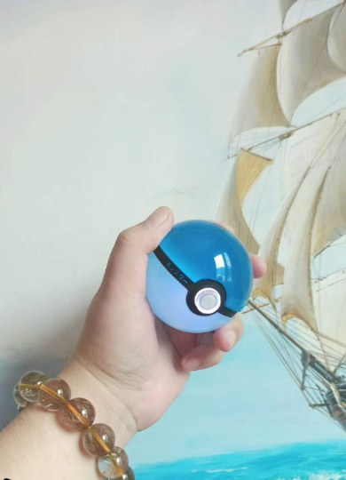 Pokemon Ball Licht