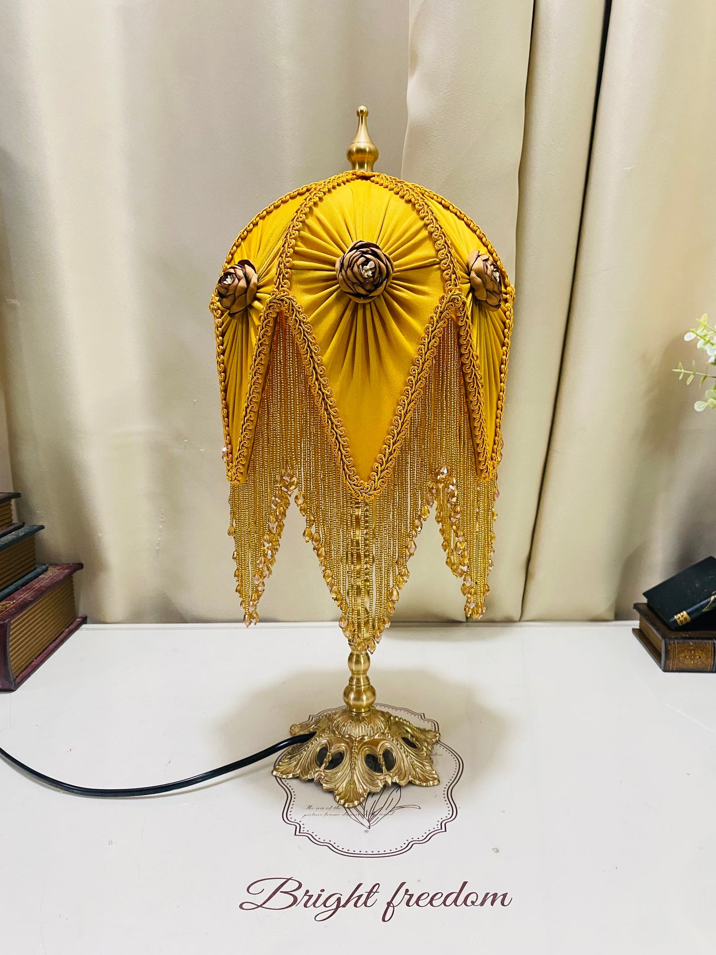 Vintage Light Gold tassel Bedside Lamp