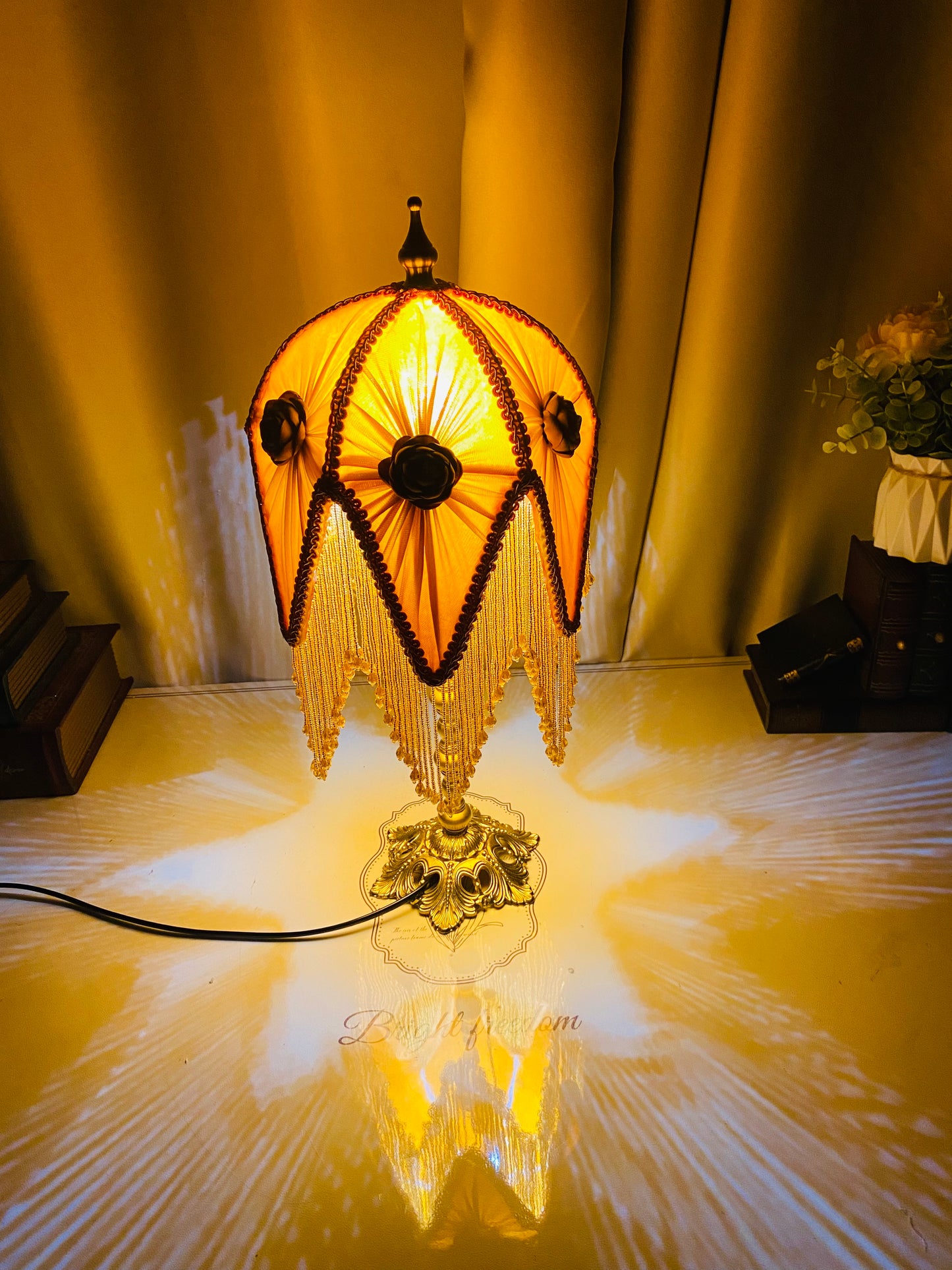 Vintage Light Gold tassel Bedside Lamp