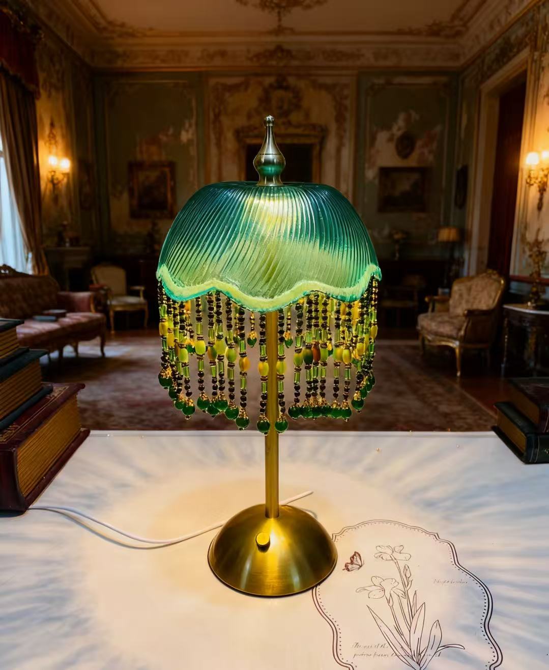 Retro Emerald Green Glass Table Lamp