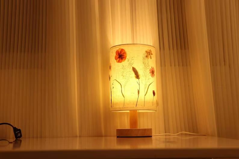 Custom Plant Pressed Flower Table Lamp