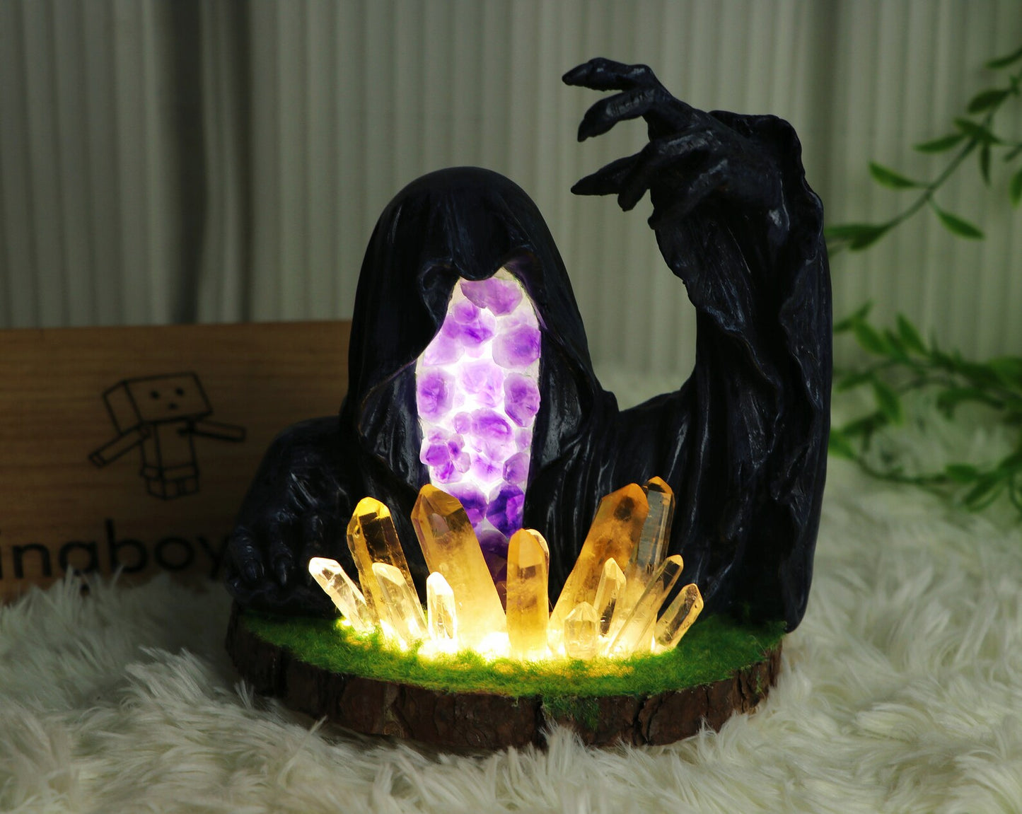 Black Robe Death Crystal Nazgul Lamp