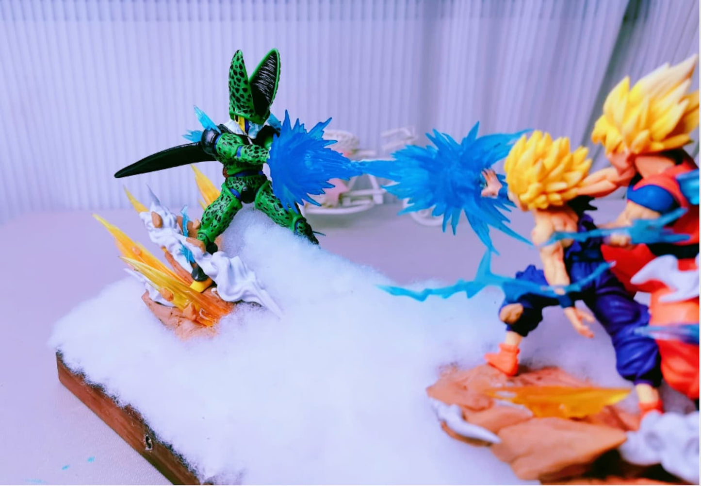 Goku vs. Posaru Christmas Gift Light