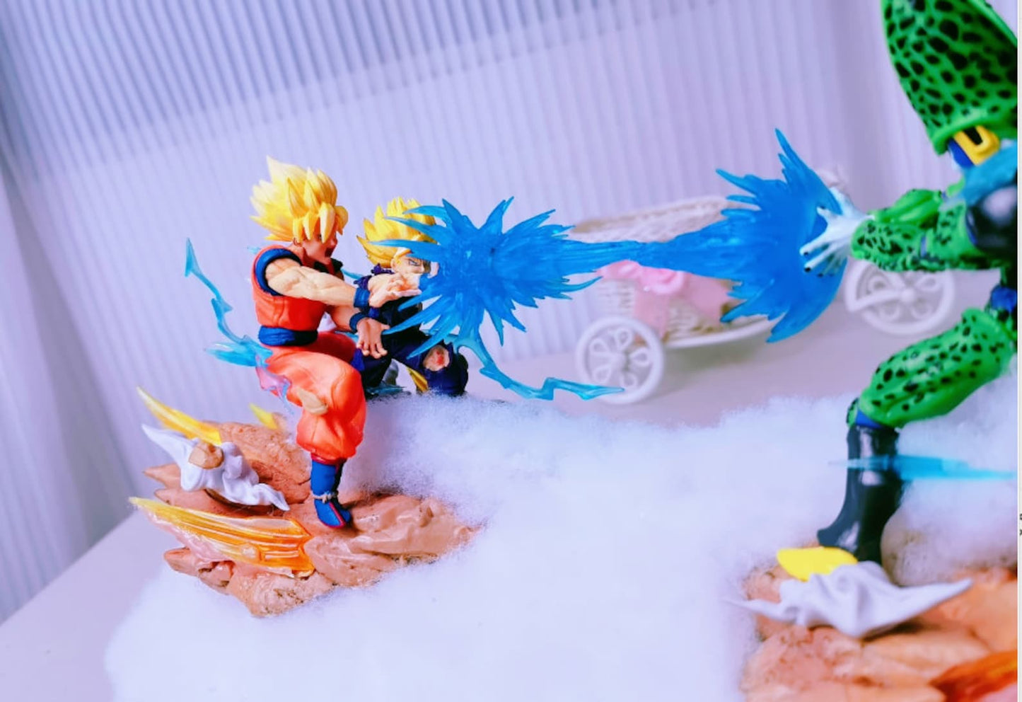 Goku vs. Posaru Christmas Gift Light