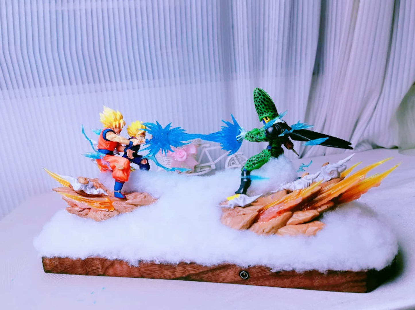 Goku vs. Posaru Christmas Gift Light