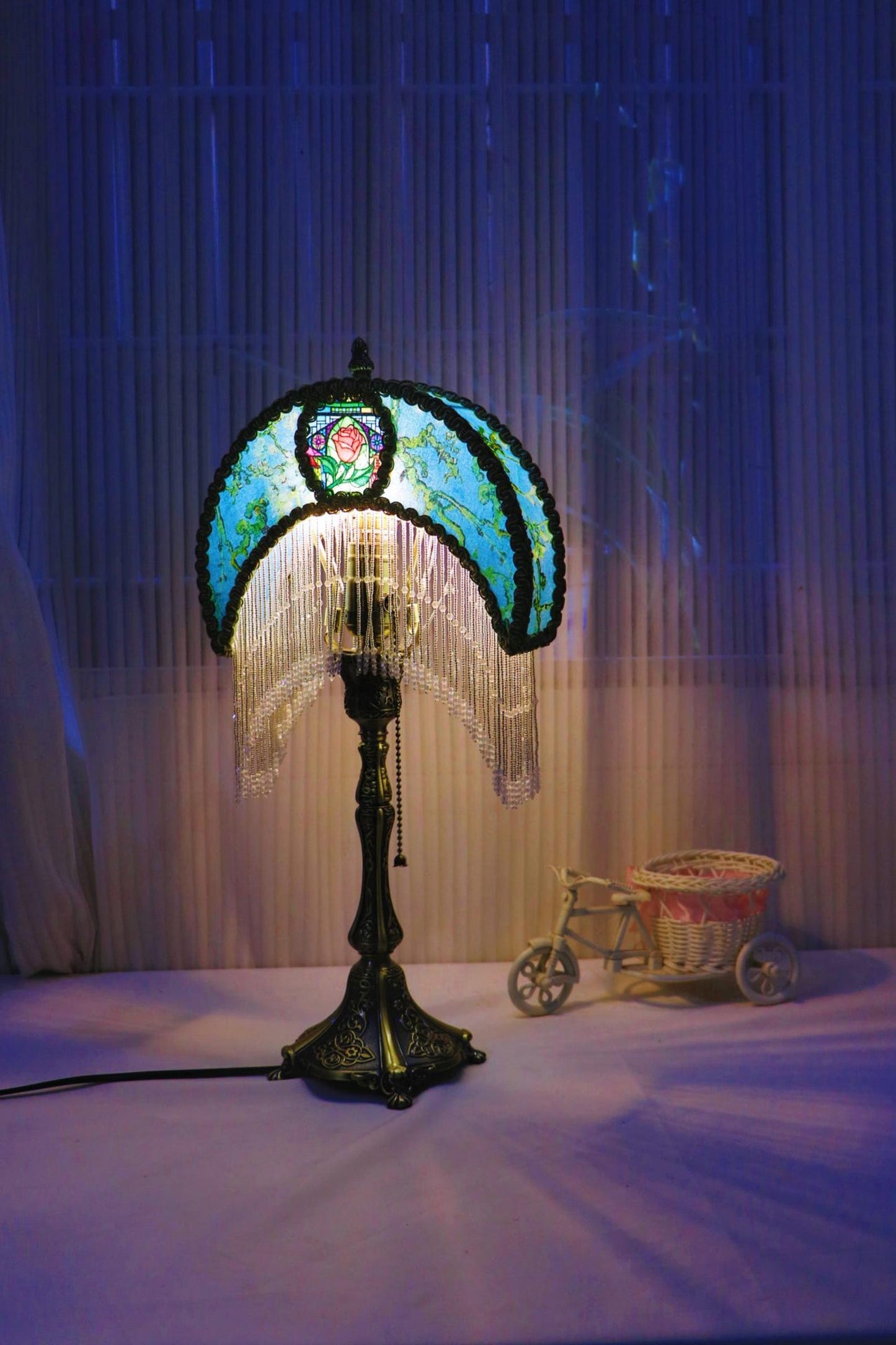 Retro Moon Table Lamp