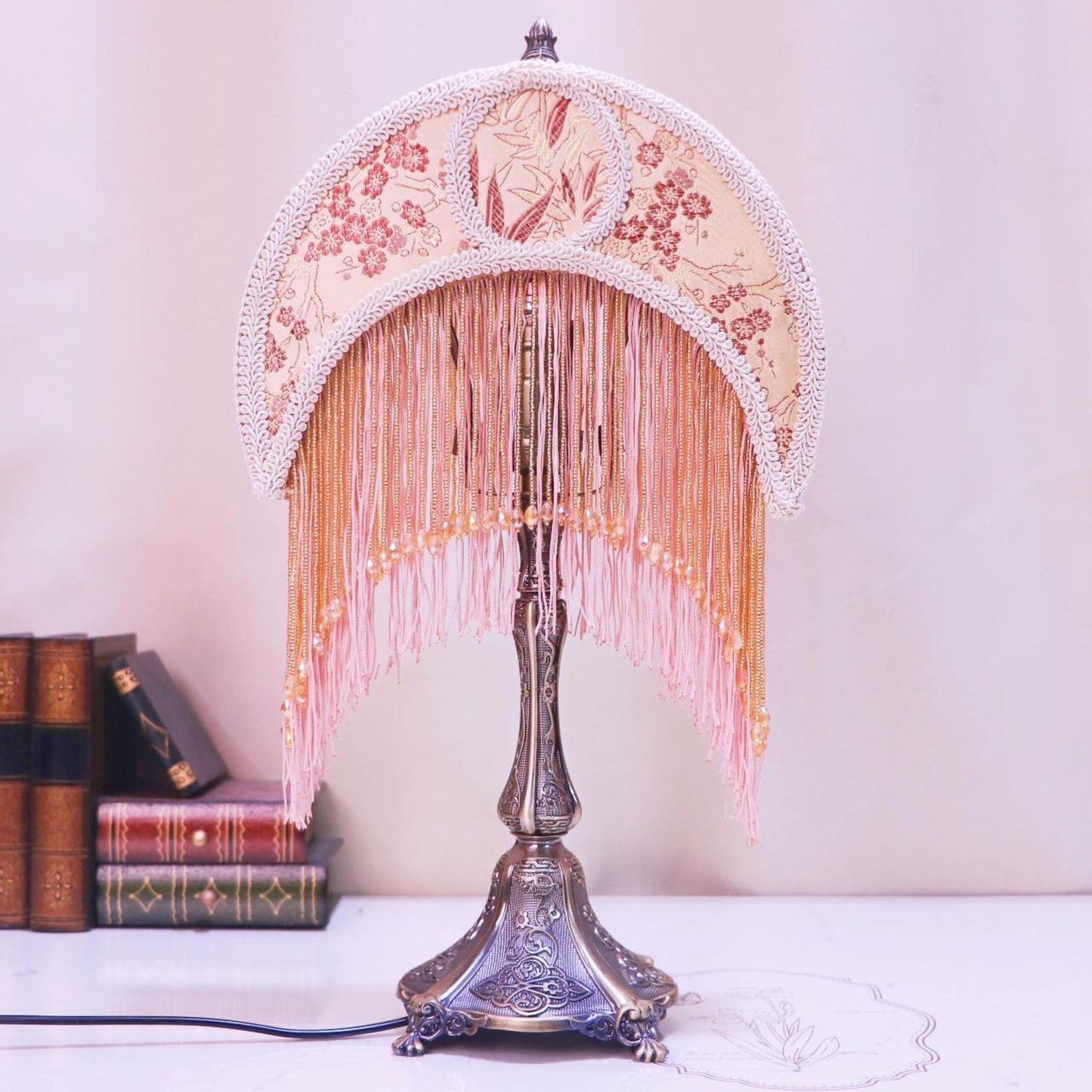 Handmade Retro Tassel Table Lamp: DIY Moon Rose Design