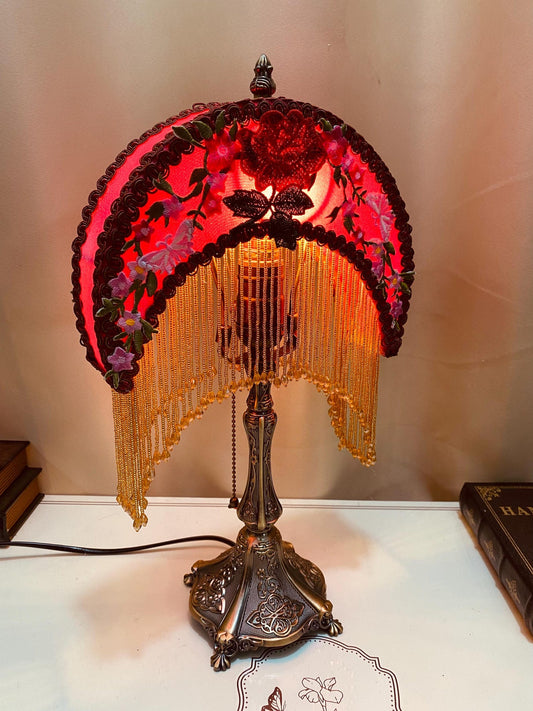 Handmade Retro Tassel Table Lamp: DIY Moon Rose Design
