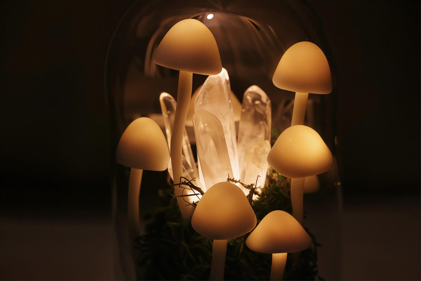 Quartz Crystal Forest Mushroom Night Light, Moss Woodland Bedside Decor Lamp