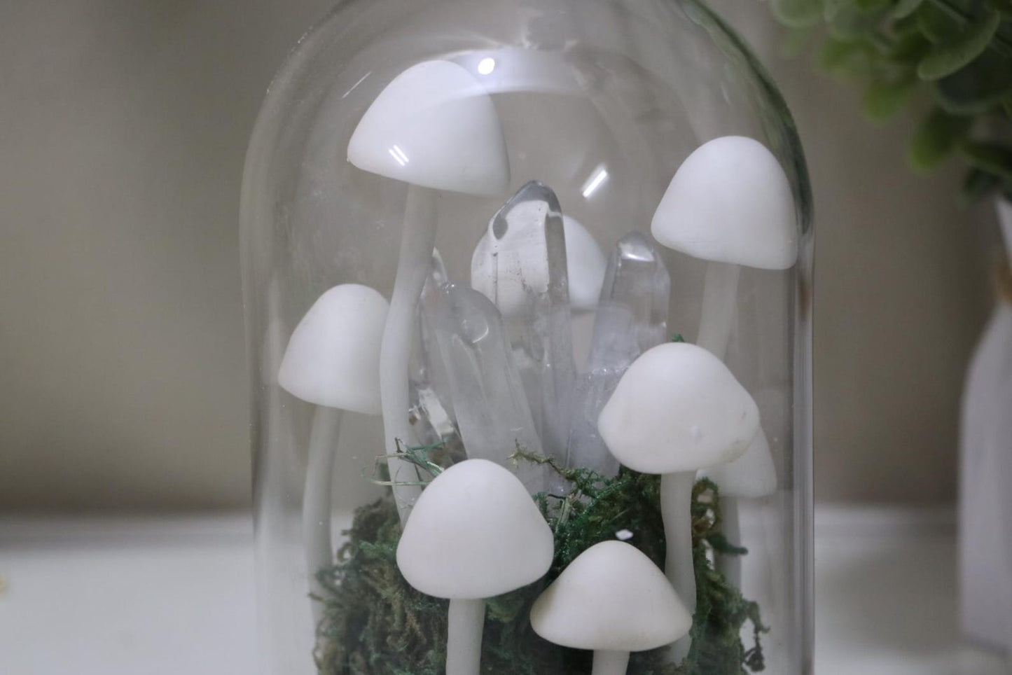 Quartz Crystal Forest Mushroom Night Light, Moss Woodland Bedside Decor Lamp
