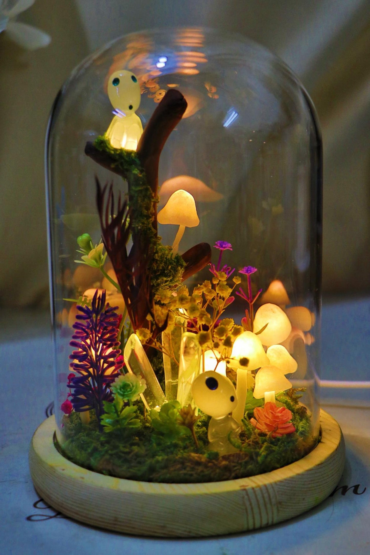 Ghost Elf Mushroom Glass Dome Night Light, Forest Moss Bell Jar Bedside Decor Lamp