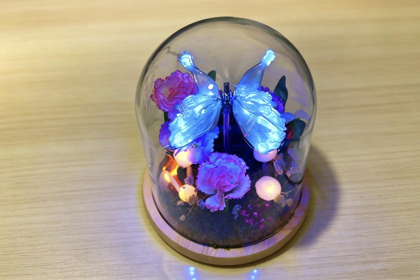 Moving Kinetic Blue Butterfly Glass Dome Night Light, Flower Mushroom Bedside Lamp