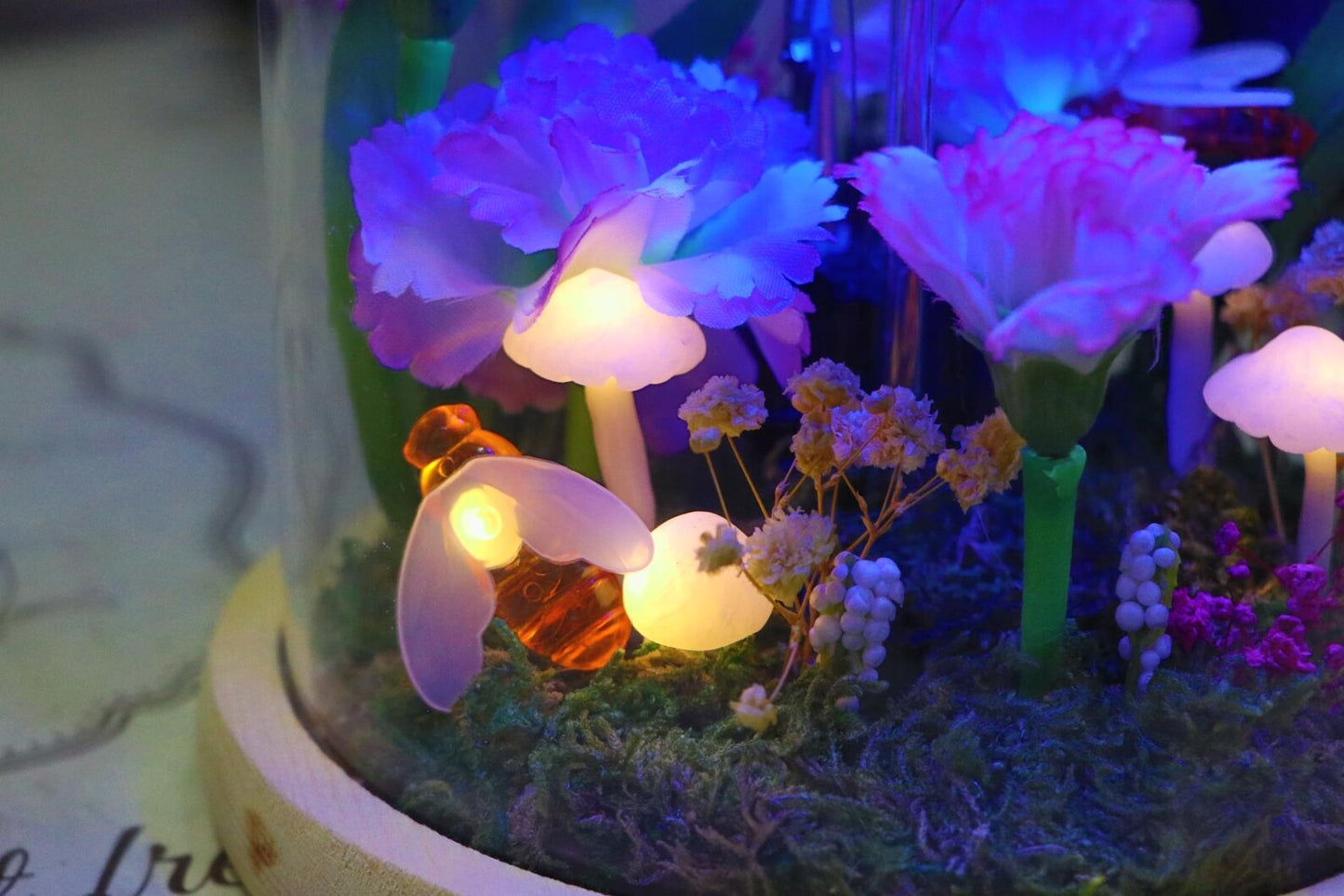 Moving Kinetic Blue Butterfly Glass Dome Night Light, Flower Mushroom Bedside Lamp